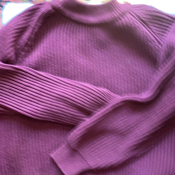 L.L. Bean Other - Vintage LL Bean men's sweater MAROON large